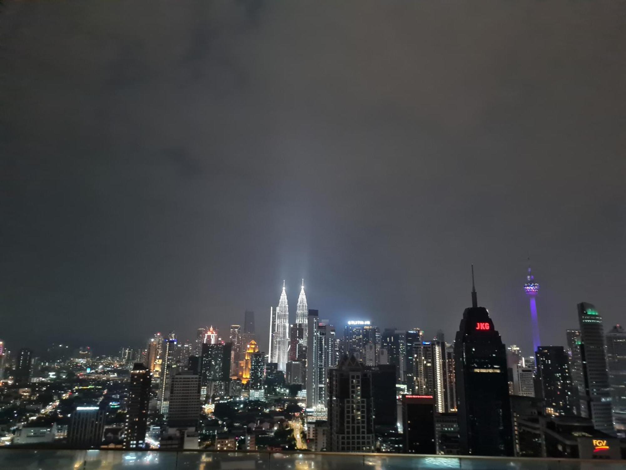 Regalia Skypool 969 Apartment กัวลาลัมเปอร์ ภายนอก รูปภาพ